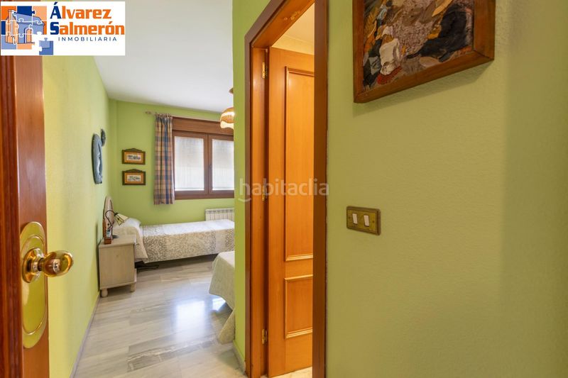 Foto f56f606b-215c-4355-83e7-01486cebae9c. Casa amb calefacció aparcament piscina a La Zubia Ciudad Zubia (La)