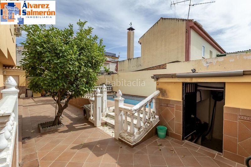 Foto 2576b82a-bf24-4d43-b6b6-0c889fa5317c. Xalet amb calefacció aparcament piscina a Ogíjares