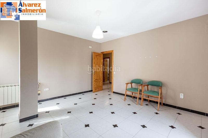 Foto acc703d1-ff32-4b1d-aebc-08a67aa2724a. Xalet amb calefacció aparcament piscina a Ogíjares