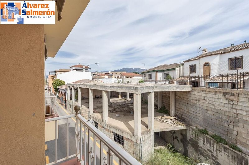 Foto d3b5f7a6-b358-4bce-8bb8-93b53ec4f628. Xalet amb calefacció aparcament piscina a Ogíjares