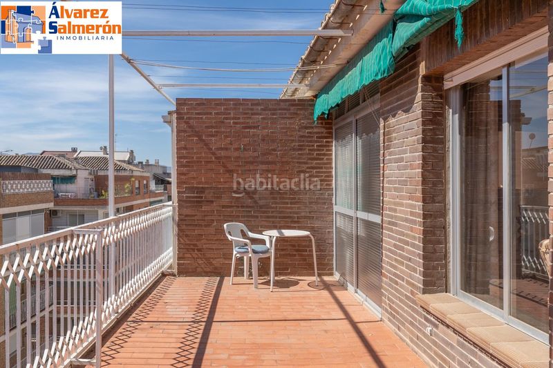 Foto cbb0fd06-00e5-4ebc-a674-771426b57e65. Àtic a Pajaritos Granada