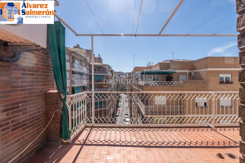 Foto d7470ce7-866a-4956-8885-e8e7ab8ab556. Àtic a Pajaritos Granada