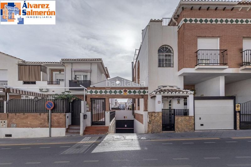 Foto 1fd25330-d0c5-473e-9aff-ef2ef0d0f371. Casa adossada amb calefacció aparcament a Gójar