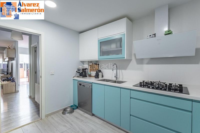 Foto b30c5d28-69e2-4ad9-9f92-e919c85ef7ef. Casa adossada amb calefacció aparcament a Gójar