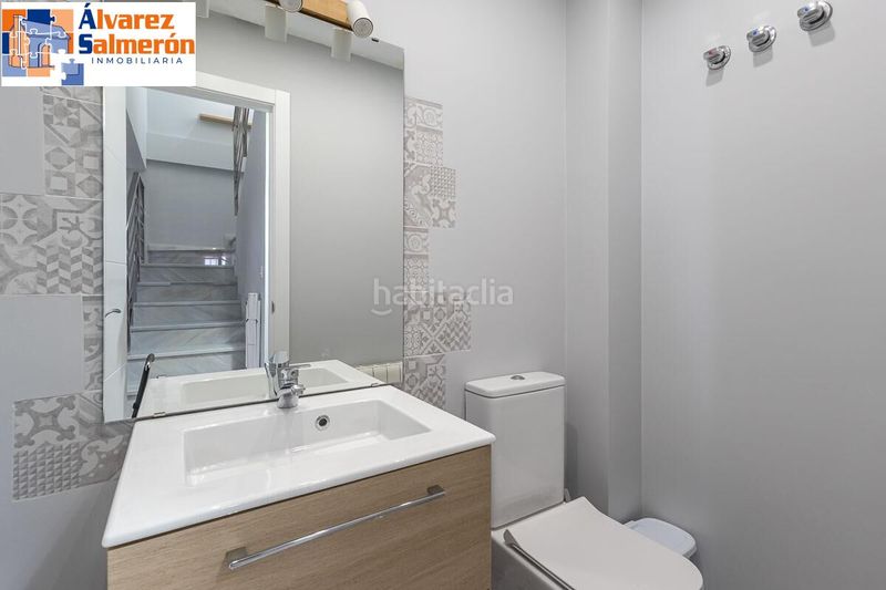 Foto dcee209b-de83-45ce-9f73-7a74984daac1. Casa adossada amb calefacció aparcament a Gójar