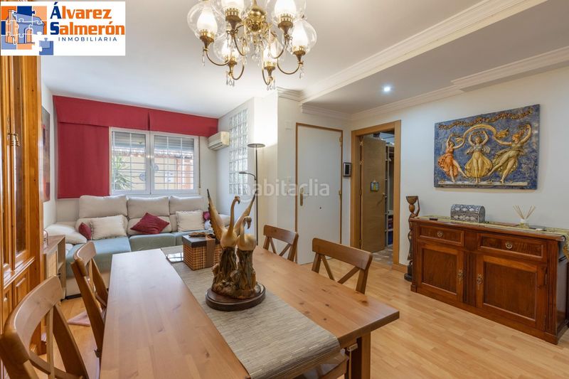 Foto eb53d25d-e614-4aff-a8a3-eb88ed7a3b20. Casa adossada amb calefacció aparcament a Avda. De los Ogíjares Armilla