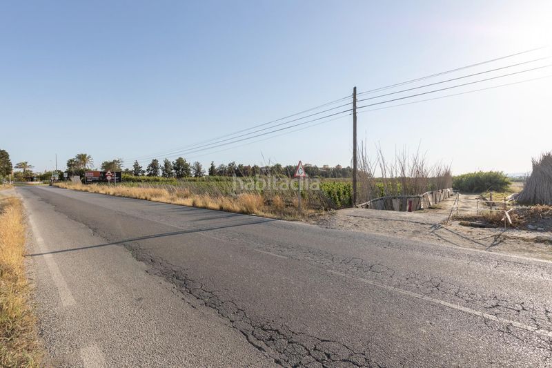Foto ae649b31-5919-4b1c-b03f-975cfca2ffa2. Terreny residencial a Playa de Granada Motril