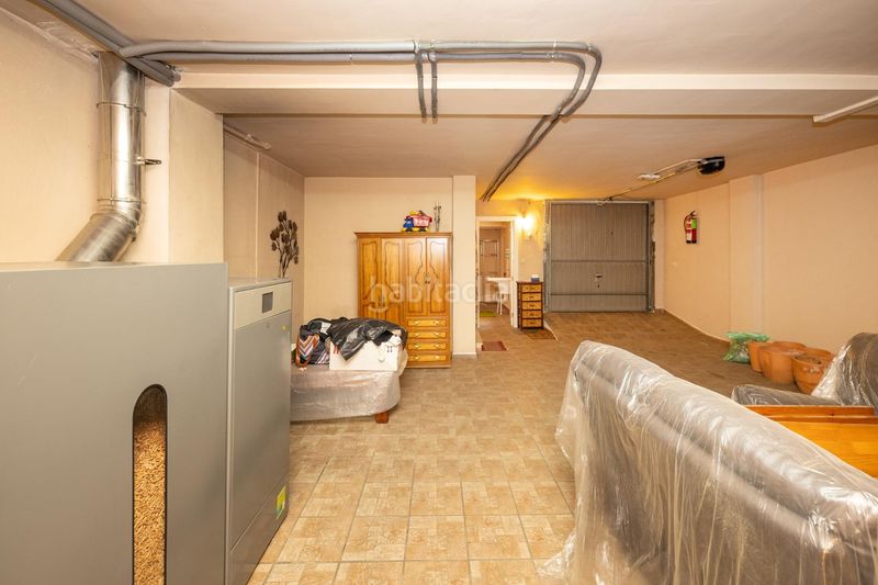 Foto 4860bd6d-b89e-4001-9feb-70db7da1733c. Maison jumelée avec chauffage parking piscine dans Cenes de la Vega