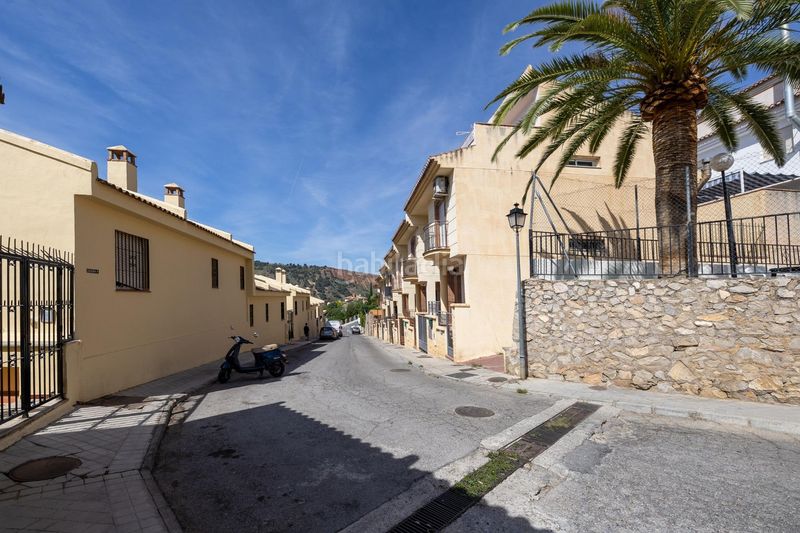 Foto fe436e80-1327-4f9d-bf8d-9824f69f8a5c. Maison jumelée avec chauffage parking piscine dans Cenes de la Vega