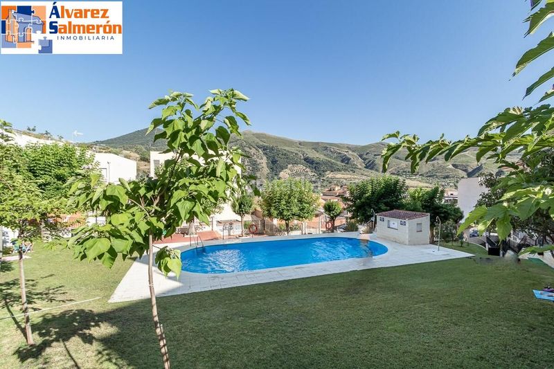 Foto 865e3f7e-29fb-4b14-b75c-95387364ac49. Pis amb aparcament piscina a Cenes de la Vega