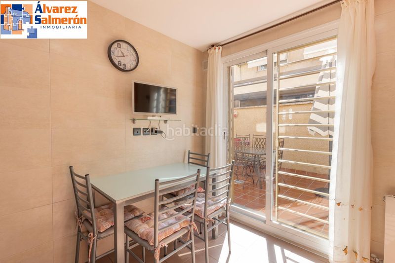 Foto 4c226ebf-a8fc-4681-80ea-4eb745dab913. Casa adossada amb calefacció aparcament a Poniente Armilla