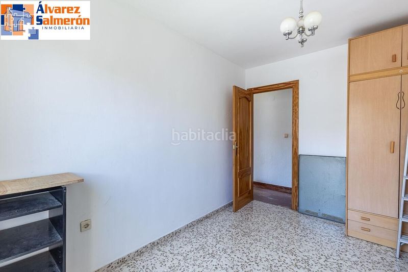 Foto ab936049-a67e-4740-8e42-cb2f9e66edbd. Pis amb calefacció a Castaño - Mirasierra Granada