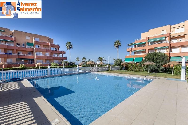 Foto d45e35b9-a124-430a-965b-874e79ee6986. Dúplex amb piscina a Salobreña costa Salobreña