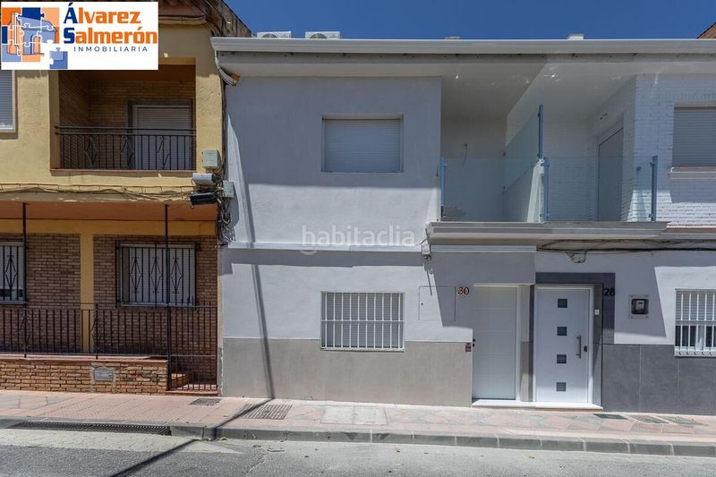 Foto 1ce055fa-aca5-438a-ab6c-1c1da6ff3708. Casa a Avda. De los Ogíjares Armilla
