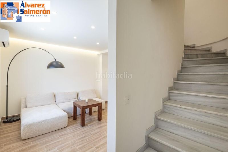 Foto 7262768c-2e1d-4515-b3f2-601f123bb5d1. Casa a Avda. De los Ogíjares Armilla