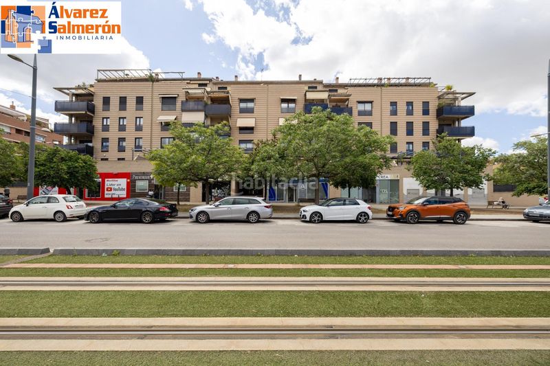 Foto 0b867d73-a82f-4b21-a97d-238140e28cc6. Àtic amb calefacció aparcament piscina a Av. F. Garcia Lorca - Nueva Estación Autobuses Granada