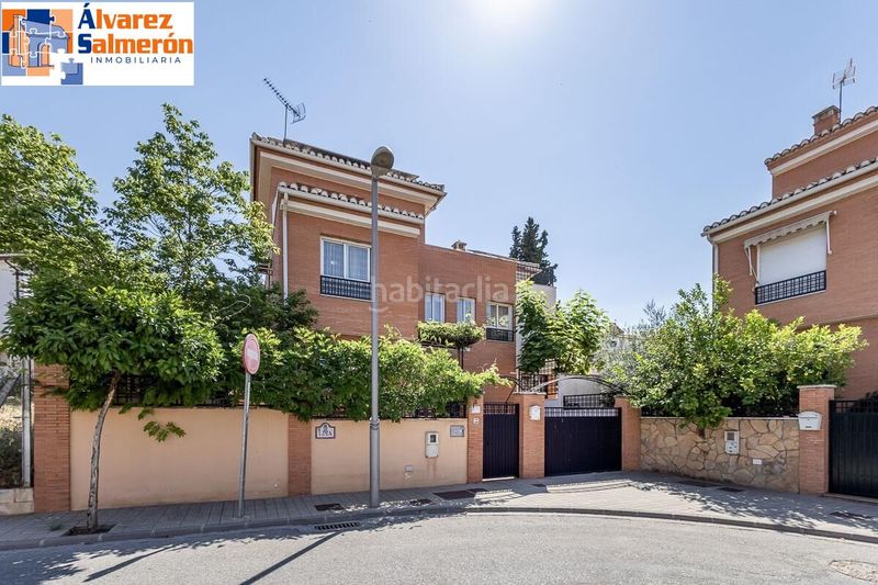 Foto 4c5fad2e-c0d5-446b-a64a-ccd0470d9c0d. Casa amb aparcament piscina a Huétor Vega