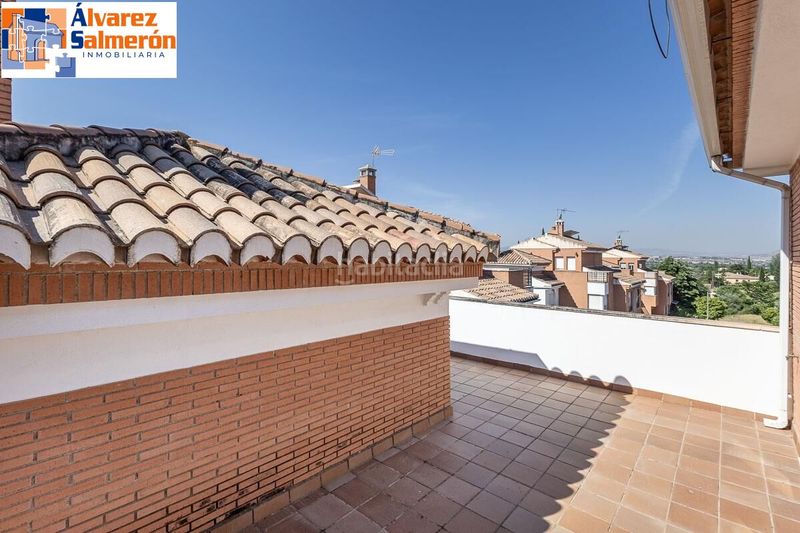 Foto 8b07189d-a291-4527-b725-63026673bab7. Casa amb aparcament piscina a Huétor Vega