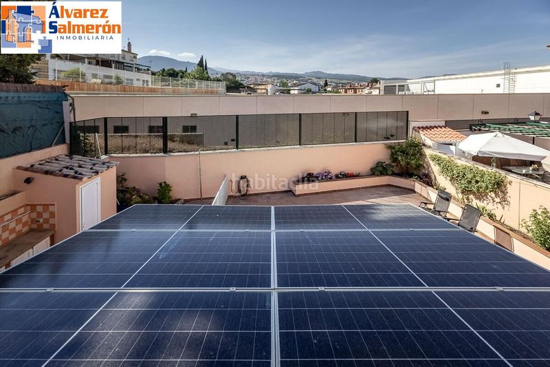 Foto b9c8647e-ca9a-4396-9dc8-bfac50e952a5. Casa amb aparcament piscina a Huétor Vega