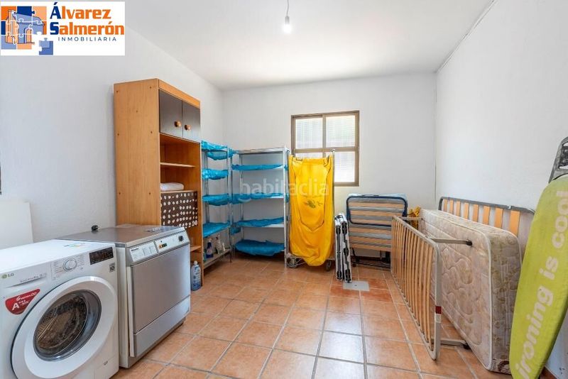 Foto 5f5a9b41-e33a-461f-ab4d-d1618f623043. Casa amb aparcament piscina a Albolote