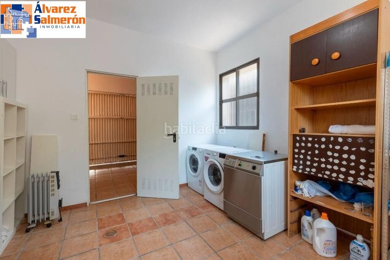 Foto 6c8a0f86-bd28-4c7c-bc4b-e221bdd47036. Casa amb aparcament piscina a Albolote
