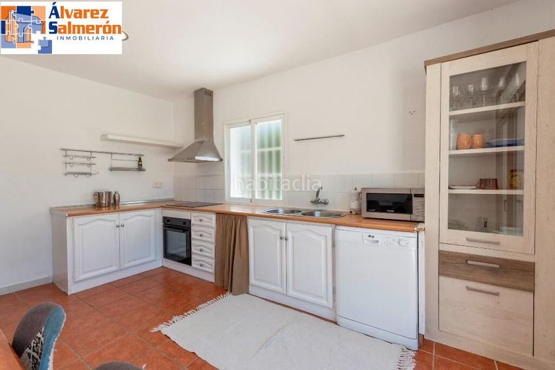 Foto a3d1f1e8-1872-41d1-86b9-9b303f7ecc35. Casa amb aparcament piscina a Albolote