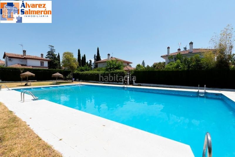 Foto f72e7492-d05f-41c0-ab6c-9534bf28b6fb. Casa amb aparcament piscina a Albolote