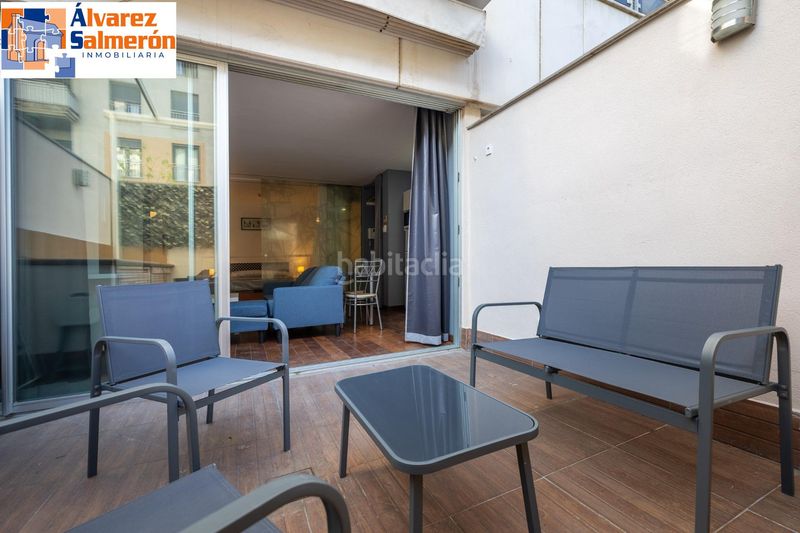 Foto 91c449d9-5eba-4b8b-97ef-282d9e384219. Planta baixa amb calefacció aparcament piscina a Granada