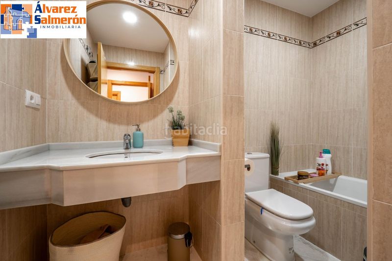 Foto a6ebc440-b731-43d4-b0b6-0f5944095f0a. Apartament amb piscina a Punta La Mona Almuñécar