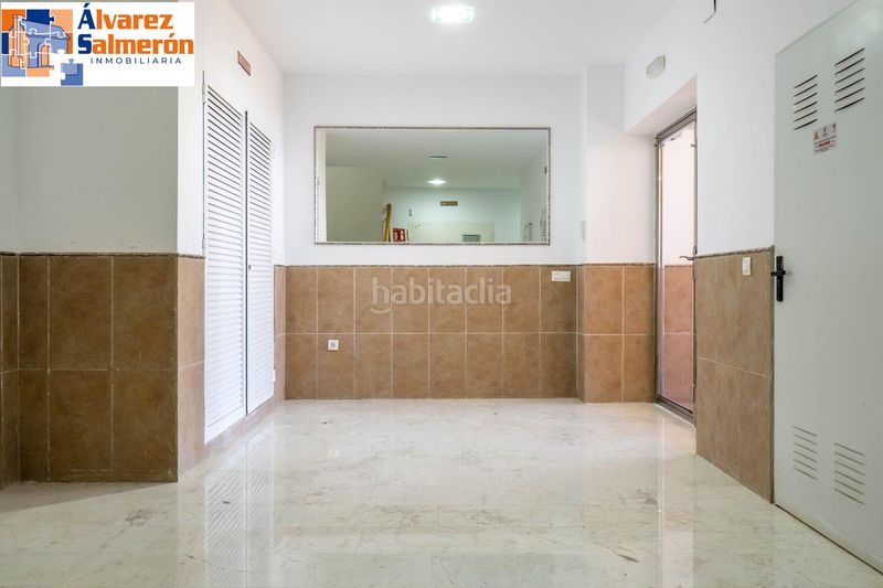 Foto aa1cc439-89f5-4fdc-b10e-193c5f96dba8. Apartament amb piscina a Punta La Mona Almuñécar