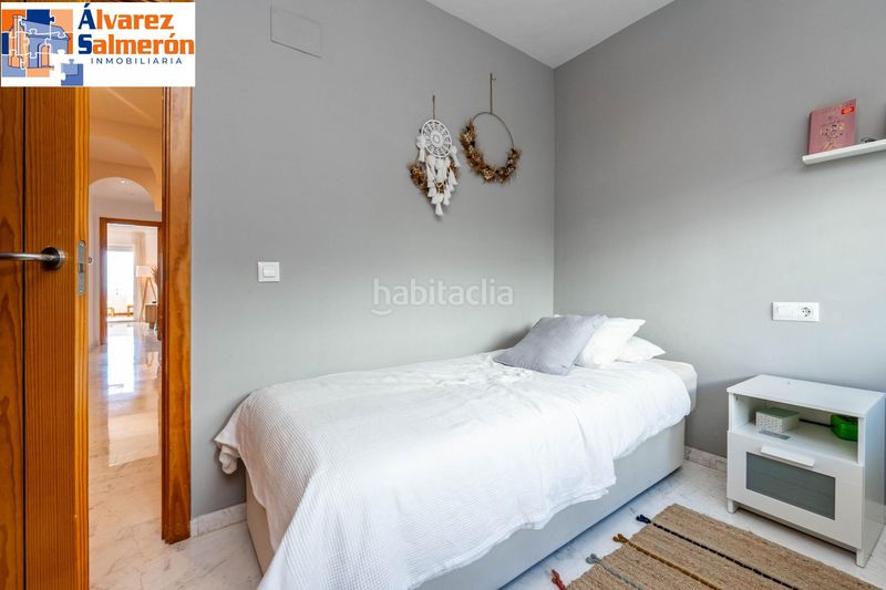 Foto cb00a4d9-3691-4a27-bfc5-9b879ca36a0d. Apartament amb piscina a Punta La Mona Almuñécar