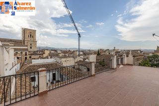 Àtic  Calle horno marina. Oportunidad única en pleno corazón de granada luminosidad, ubica