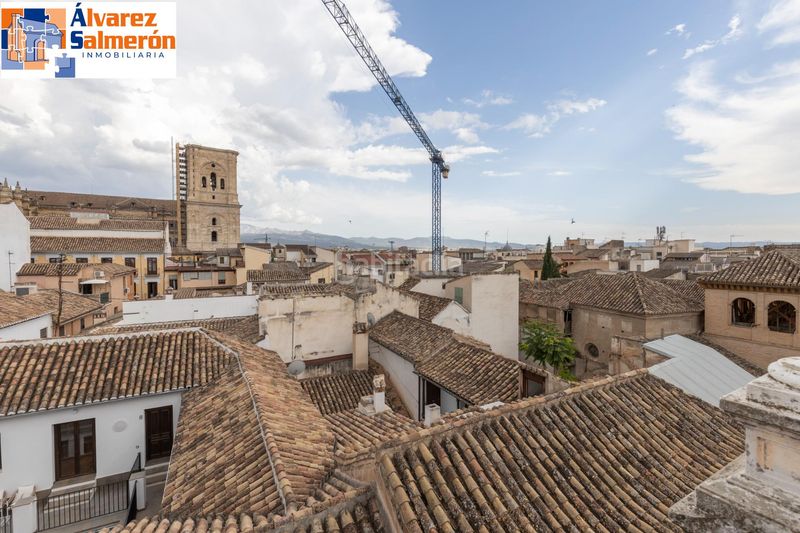 Foto d8ef07ba-907f-4054-aeda-a4712159ed2c. Àtic a Centro - Sagrario Granada