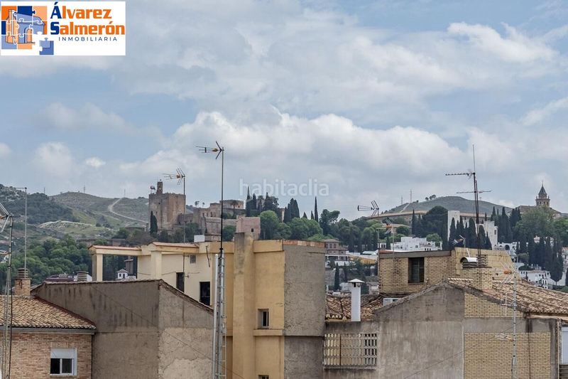 Foto fa9e3d04-0581-49f3-9fc3-a339511a8420. Pis amb calefacció aparcament a Fígares Granada
