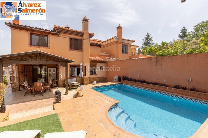Foto 8641b6d5-6ac6-4e85-a9c6-d90542398f41. Xalet amb calefacció aparcament piscina a La Zubia Ciudad Zubia (La)