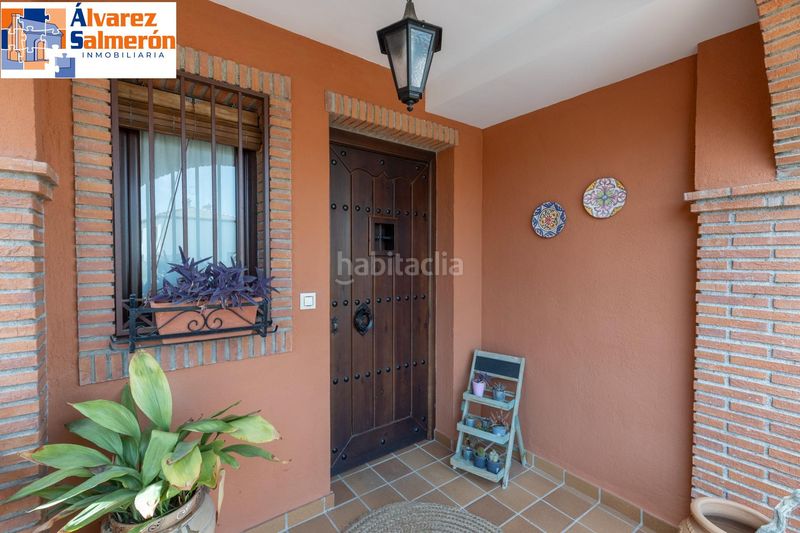 Foto ab340ec0-4d4f-44f4-aa92-87e35feac45c. Xalet amb calefacció aparcament piscina a La Zubia Ciudad Zubia (La)