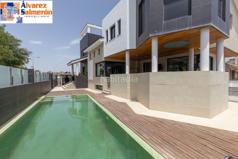 Foto 48efd7d1-c968-4667-97b7-9b0ff8d3a7f9. Xalet amb calefacció aparcament piscina a Ogíjares