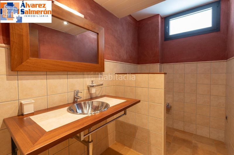 Foto ac5513e0-9a16-4d3d-b9c9-c09eadc16889. Xalet amb calefacció aparcament piscina a Ogíjares
