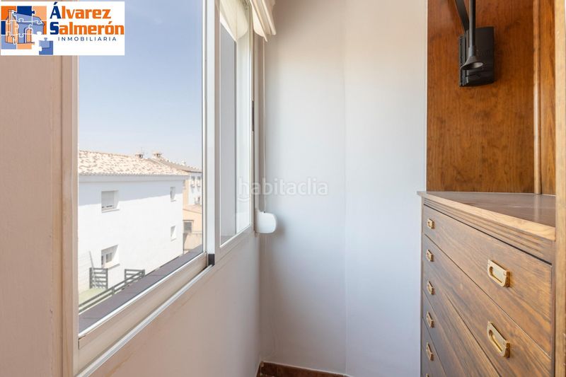 Foto 93c339a1-2f99-4d6d-8401-be608d8f9686. Triplex with parking in Cájar