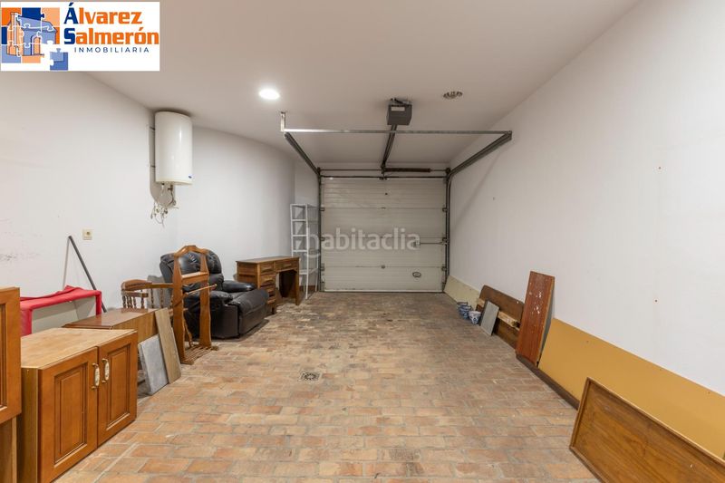 Foto b1fc524e-c32f-4e0f-85c0-5e0877969c72. Triplex with parking in Cájar