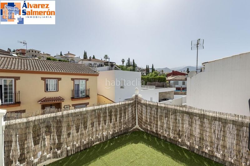 Foto 0880b827-96f7-4c44-b76b-eae7964ea1d2. Casa adossada amb aparcament a Huétor Vega
