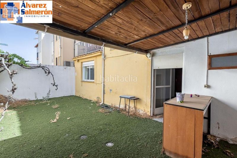 Foto bdc167b5-73b2-4d1f-bb80-7b1361265ee8. Casa adossada amb aparcament a Huétor Vega