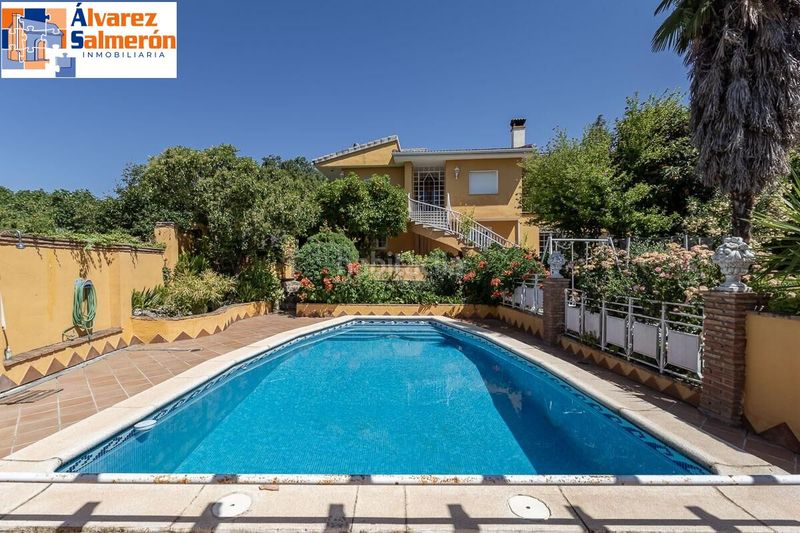 Foto 7b885748-c9b2-4a04-b5be-8a8235927113. Xalet amb calefacció aparcament piscina a Alfacar