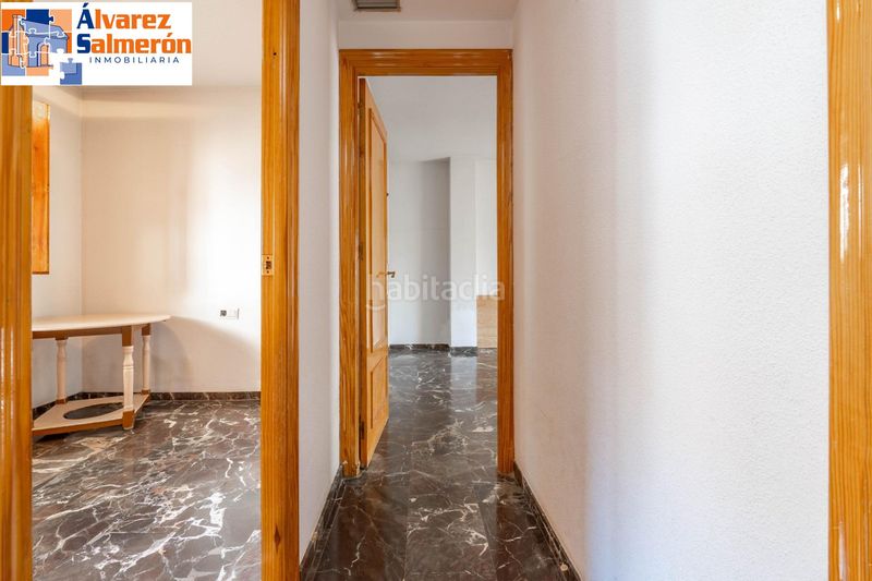 Foto e8480d89-f58d-4911-881e-4cbcbfd85e22. Pis amb calefacció a San Ildefonso Granada