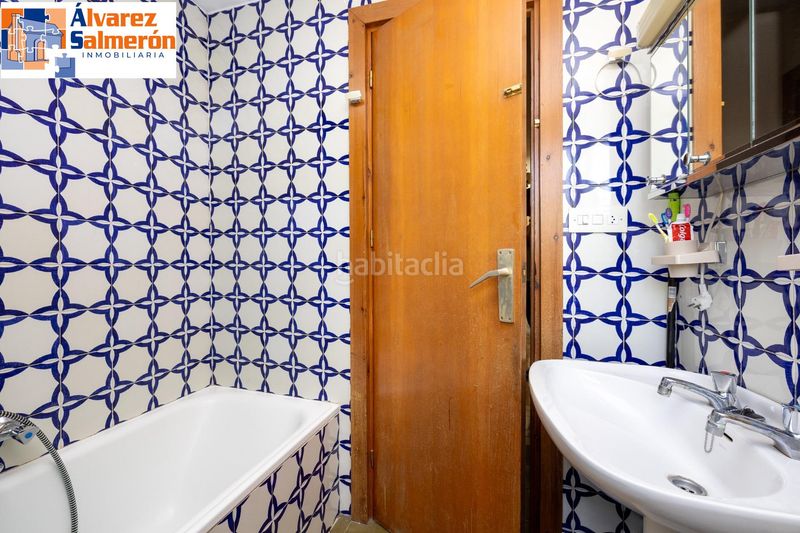 Foto f02e4f98-2777-4f6f-9a68-e5df4593305a. Piso en Albolote