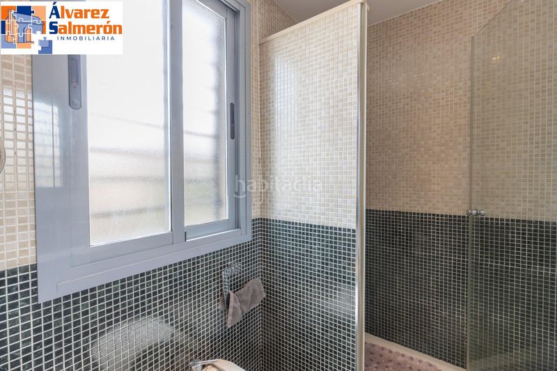 Foto 1147e7d9-4357-4e6e-9a53-aaca92135d12. Casa pareada exclusividad, diseño y calidad... en una espectacular unifamiliar pareada en carretera de la sierra. en Granada