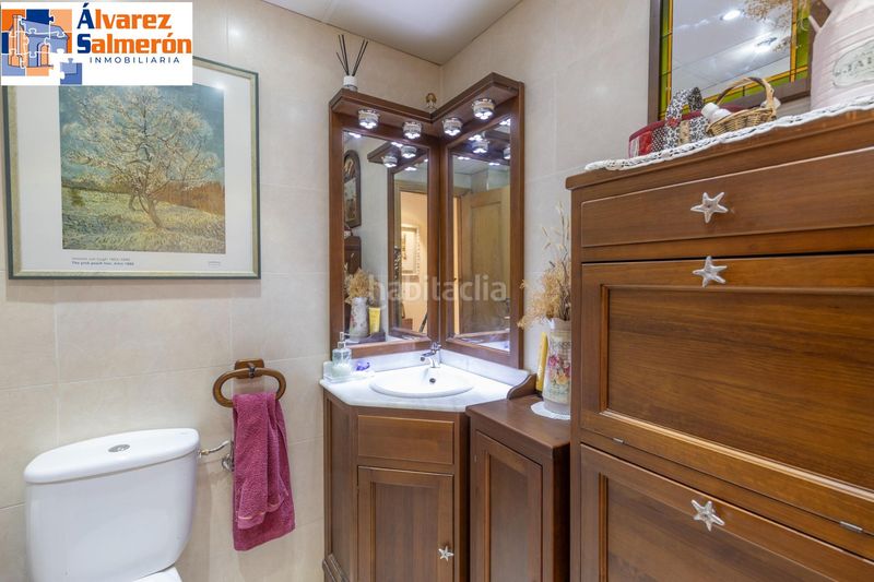 Foto ed07cbda-779b-4aac-9b8c-579f5be8ef41. Casa pareada exclusividad, diseño y calidad... en una espectacular unifamiliar pareada en carretera de la sierra. en Granada