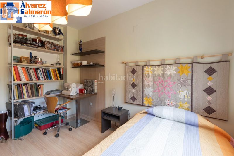 Foto f2b79f28-9cfa-41a5-81de-33c5f4e1eef1. Casa pareada exclusividad, diseño y calidad... en una espectacular unifamiliar pareada en carretera de la sierra. en Granada
