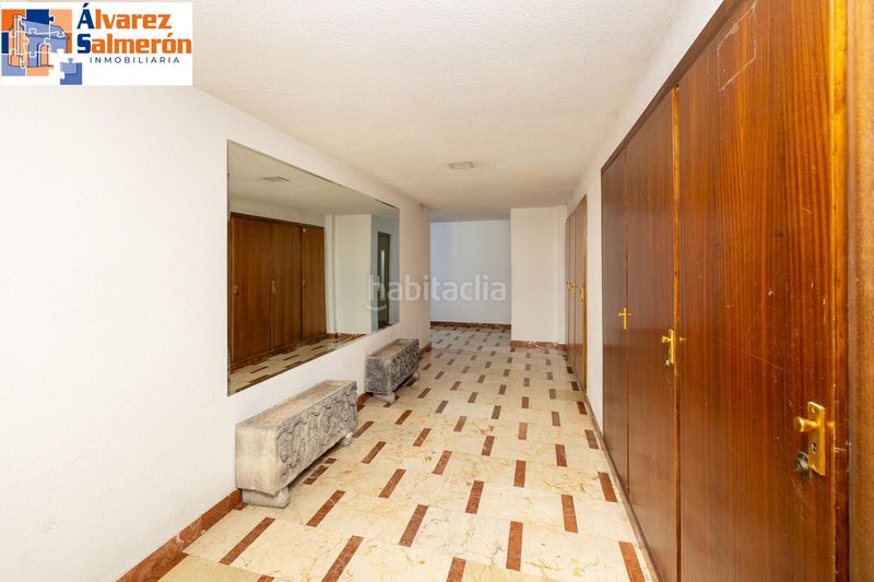 Foto b6f5bdb0-443b-4baf-9787-a78ffc054732. Pis amb calefacció a Centro - Sagrario Granada