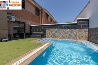 Semi detached house  Calle de espinela. Vive en la joya! amplia casa adosada con piscina privada en puli